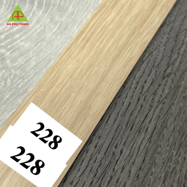 Nẹp nhựa T228