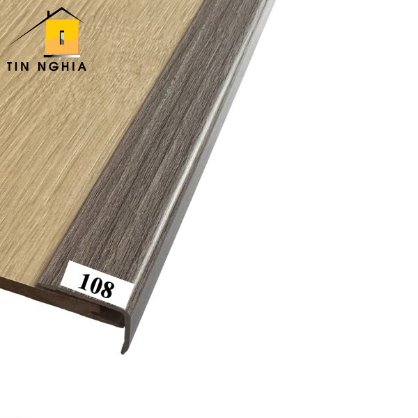 Nẹp nhựa V108